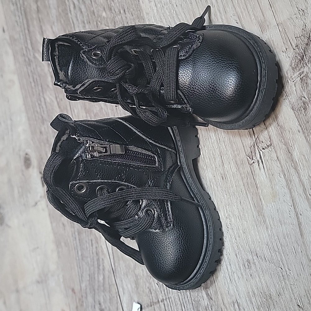 Toddler combat boots
